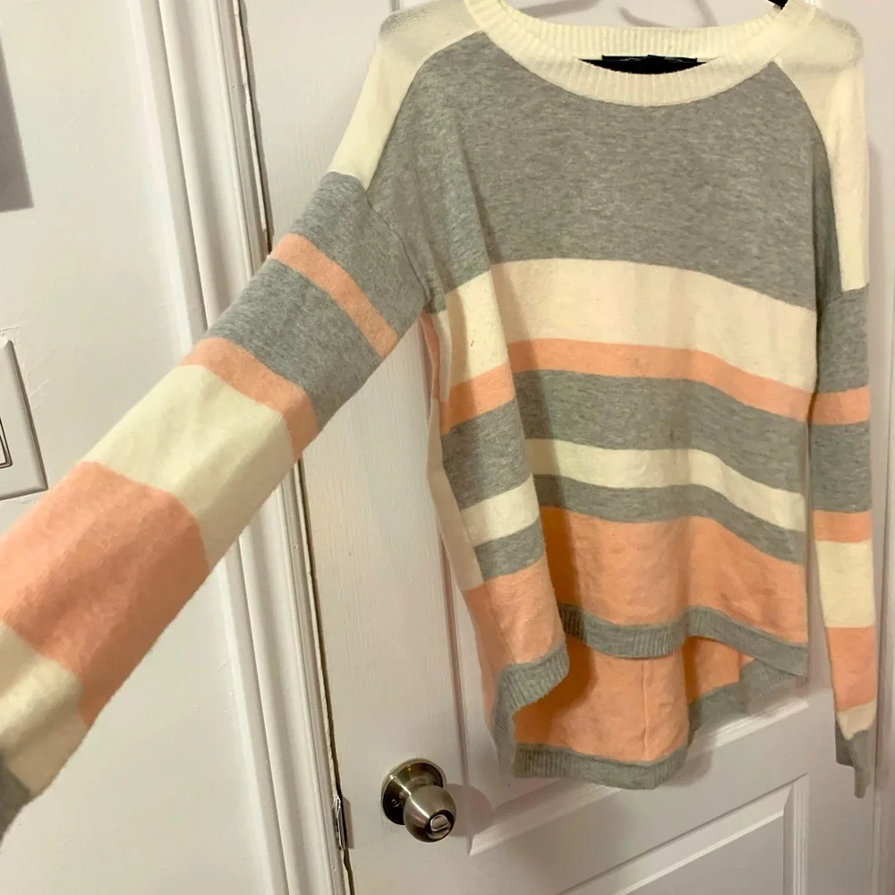 Preloved French Connection sweater - Picture 2 of 4